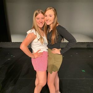 Meet your Posher, Julia